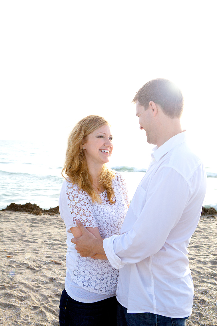 couple_engagement_beach_photography_MG_8502_Robert-Holland_Big_Fish_Studios